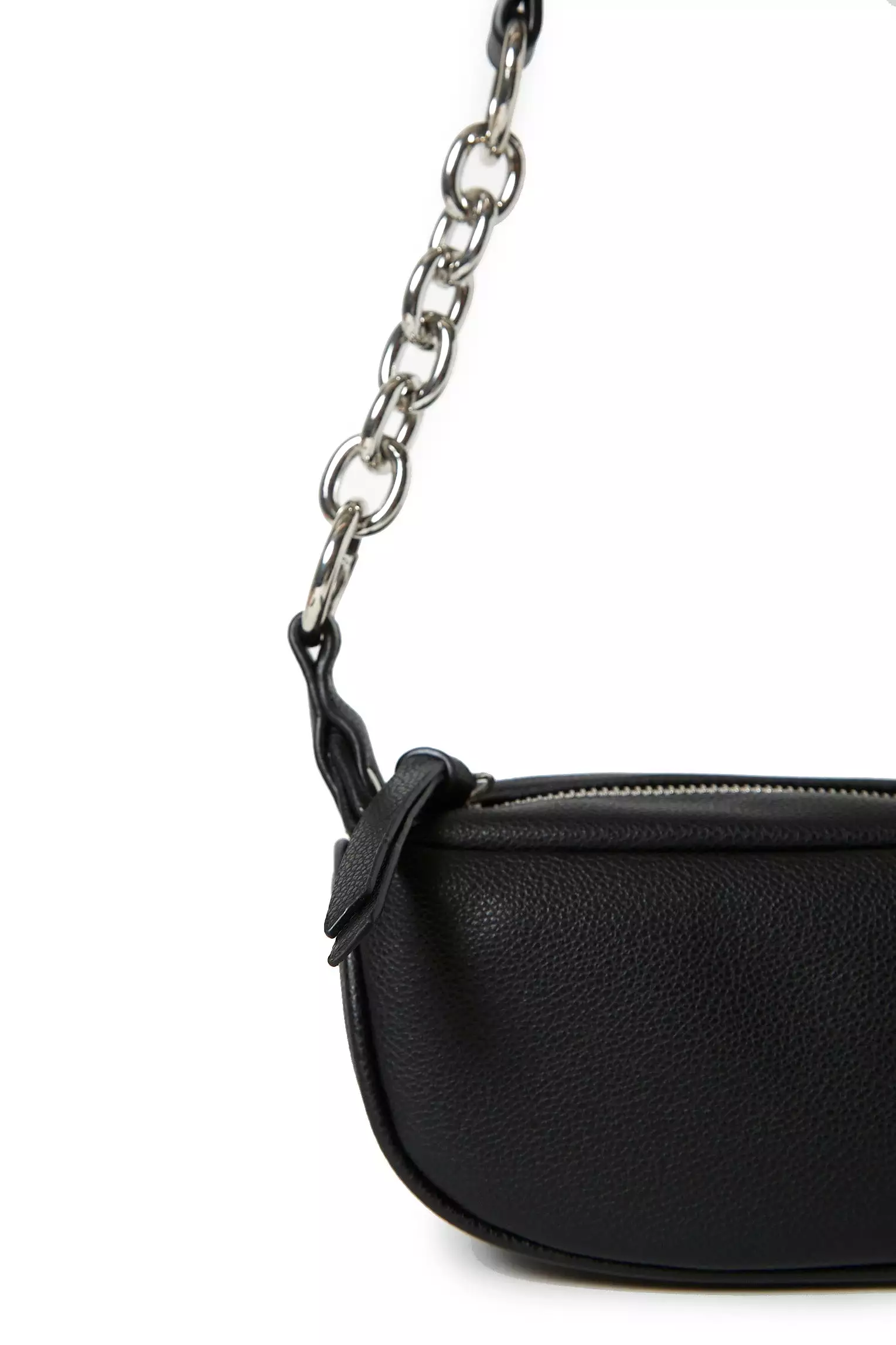 Chain Shoulder Baguette Bag