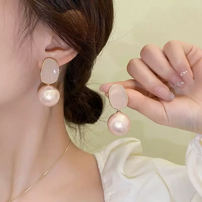 Classic Elegant Imitation Pearl Dangle Earrings For Women