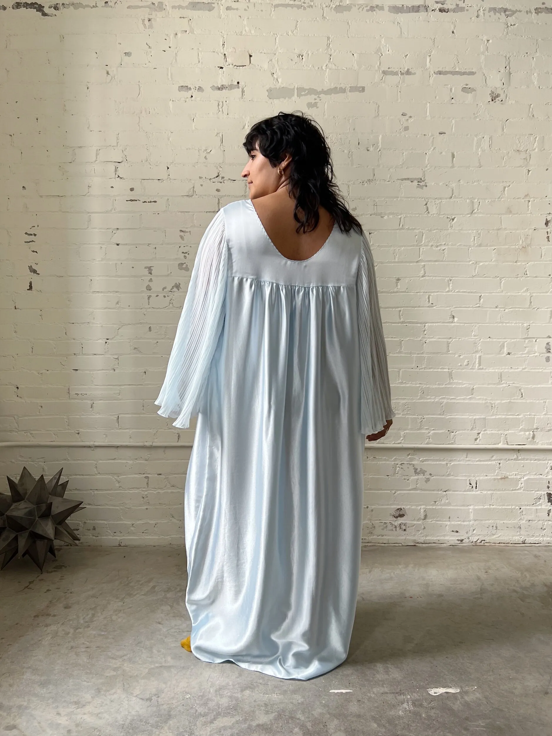 Ethical Bodies Powder Blue Nightgown w/Pleated Bell Sleeves, Size Large-XXL-