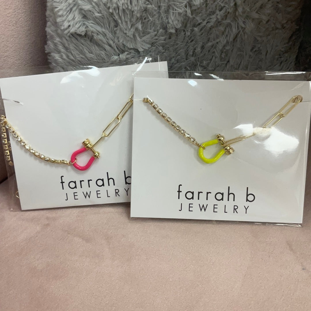 Flirt Necklace