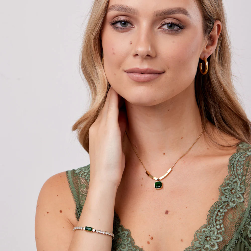 KNIGHT & DAY - Emmalyn Emerald Necklace