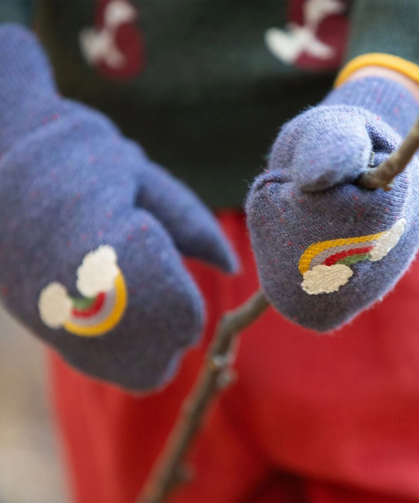 LGR Dreamy Blue Embroidered Knitted Mittens