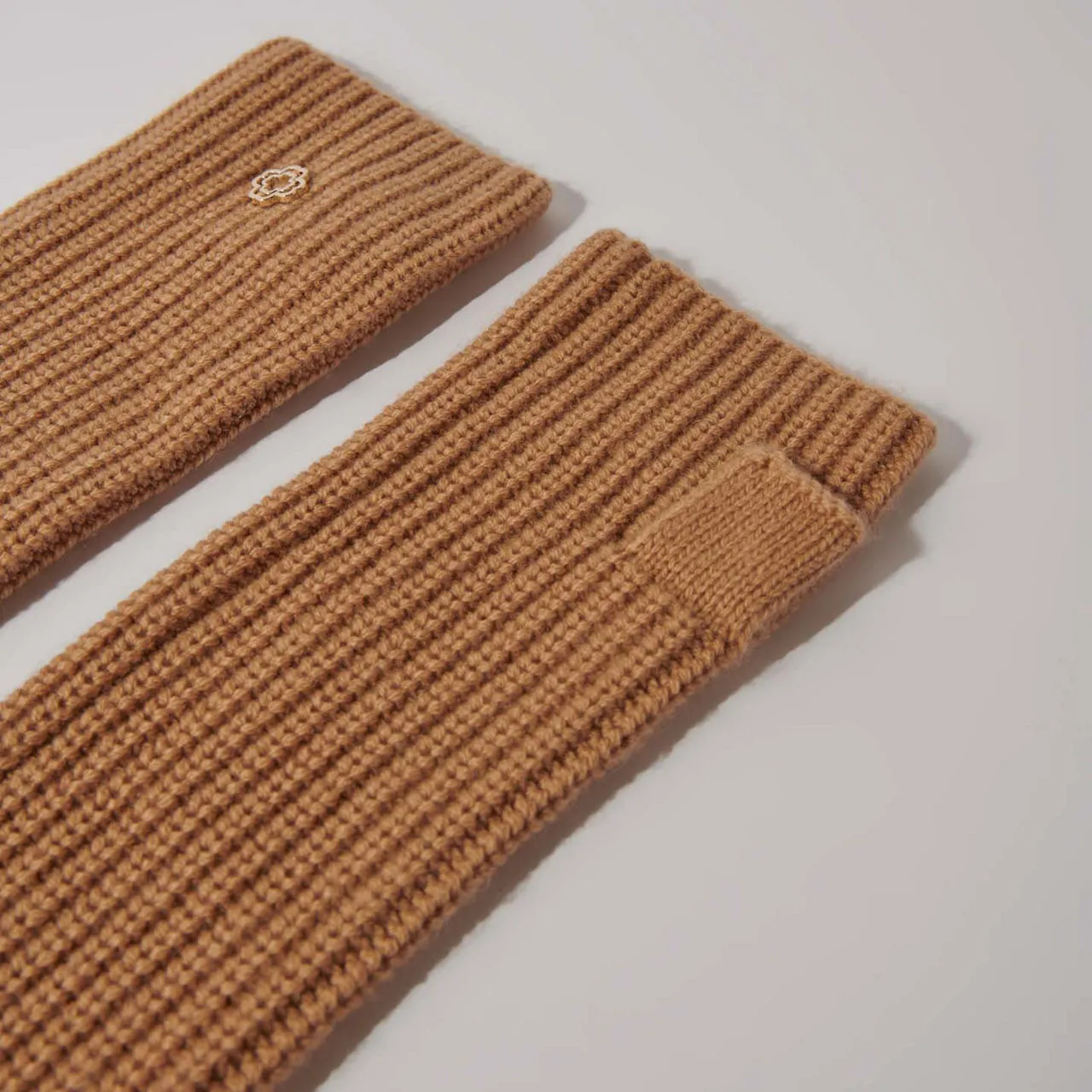 MAJE Long Wool Mittens - CAMEL