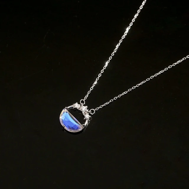 Pretty Moon Glowing Necklace AD12630