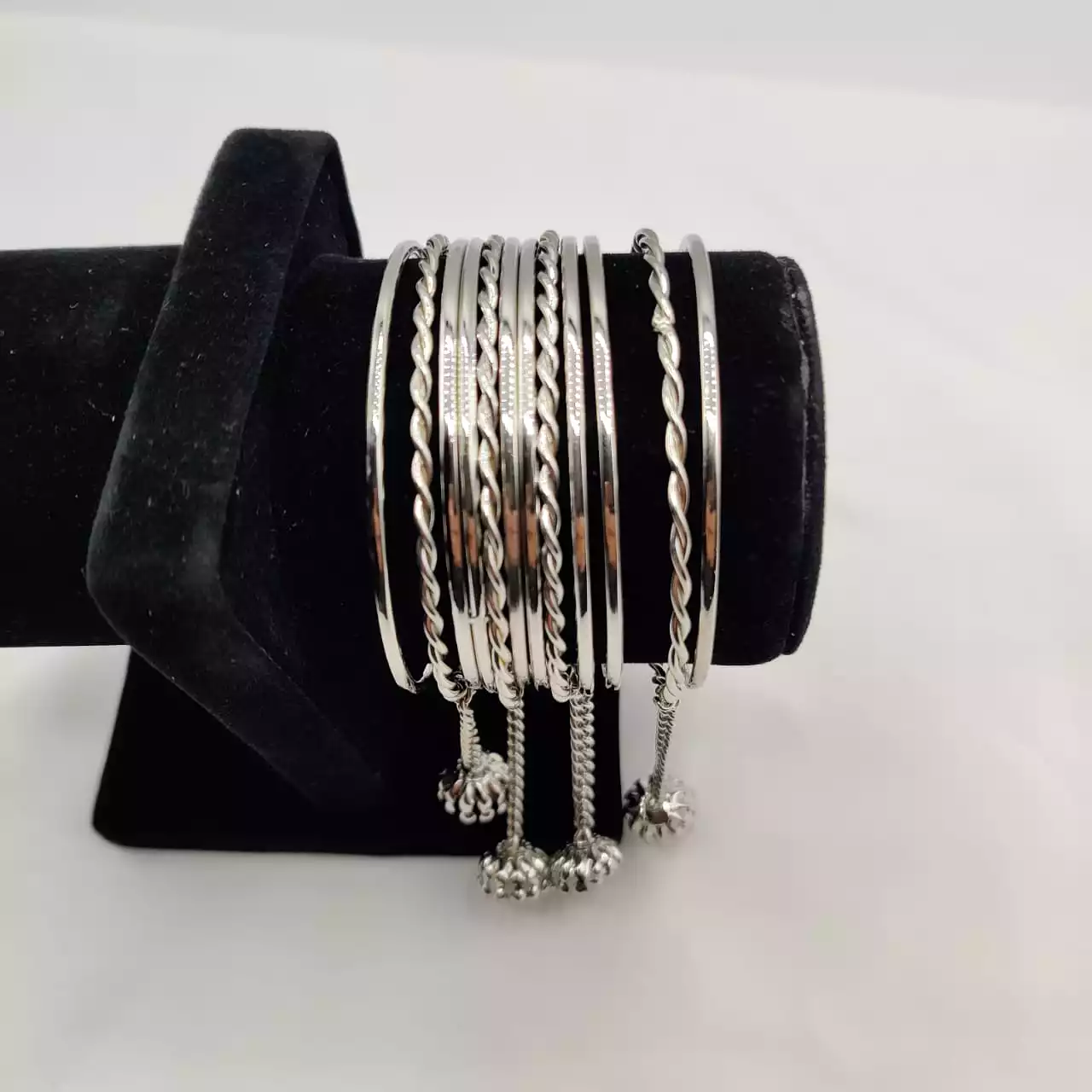 Twist Bangles J41